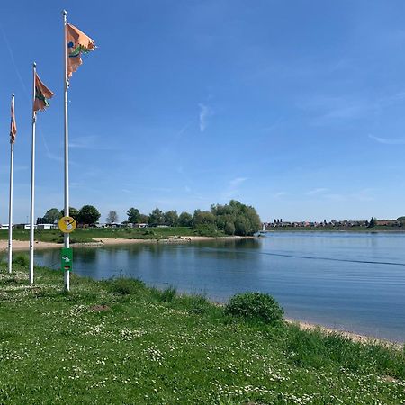 Tiny Haus Auszeit Am See Lathum 外观 照片